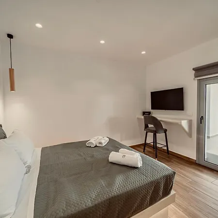 White Note Luxury Playa de Perivolos