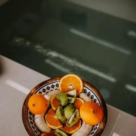 Hotel White Note Luxury *