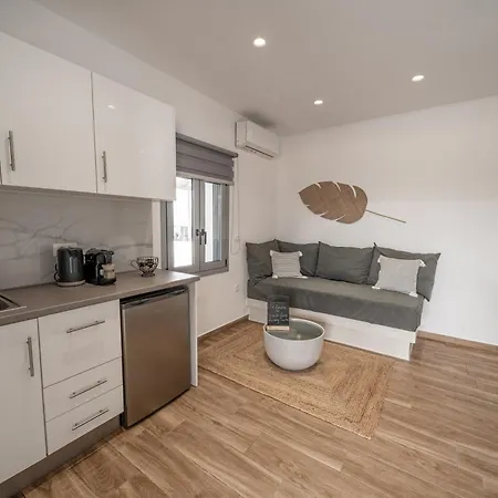 Hotel White Note Luxury Perivolos