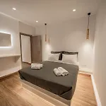 White Note Luxury